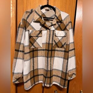 Women’s oversized Shacket, size 1X.